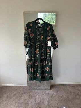 fig and flower Forest Green Floral Tiered Midi Dress